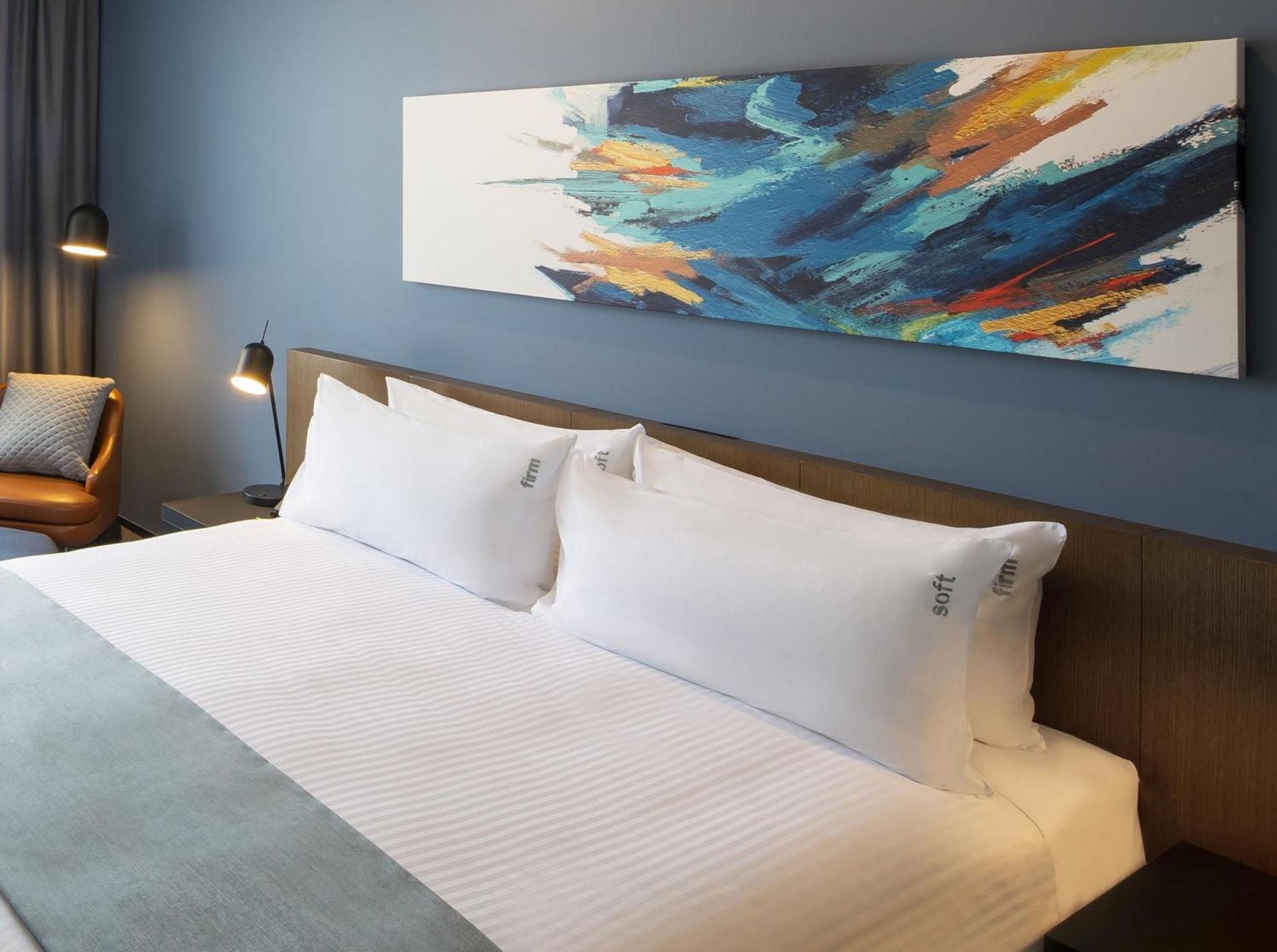 Holiday Inn Sydney St Marys By Ihg Exteriör bild